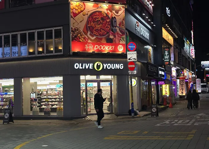 Мотель 부천역3분 L 홍대입구명동 40분55분 L 무료세탁 L 식당카페많음 L 인천공항 1시간